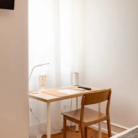 Home Out Rooms & Apartments Lisbon Exterior photo