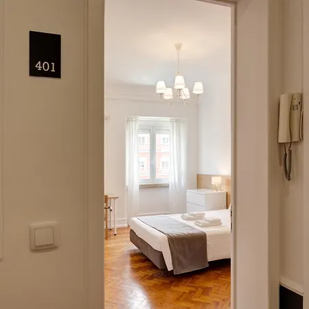 Home Out Rooms & Apartments Lisbon Exterior photo