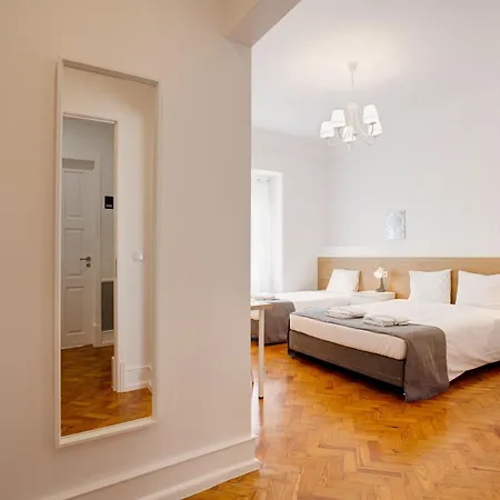 Home Out Rooms & Apartments Lisbon Exterior photo