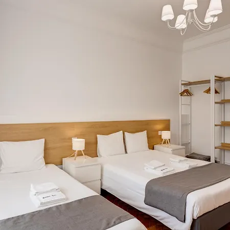 Home Out Rooms & Apartments Lisbon Exterior photo