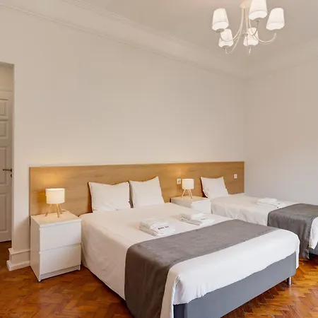 Home Out Rooms & Apartments Lisbon Exterior photo