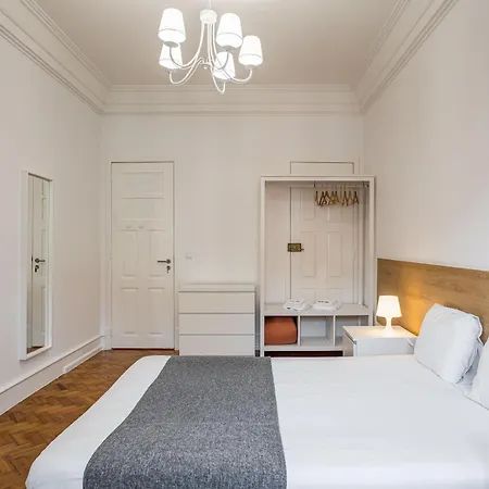 Home Out Rooms & Apartments Lisbon Exterior photo