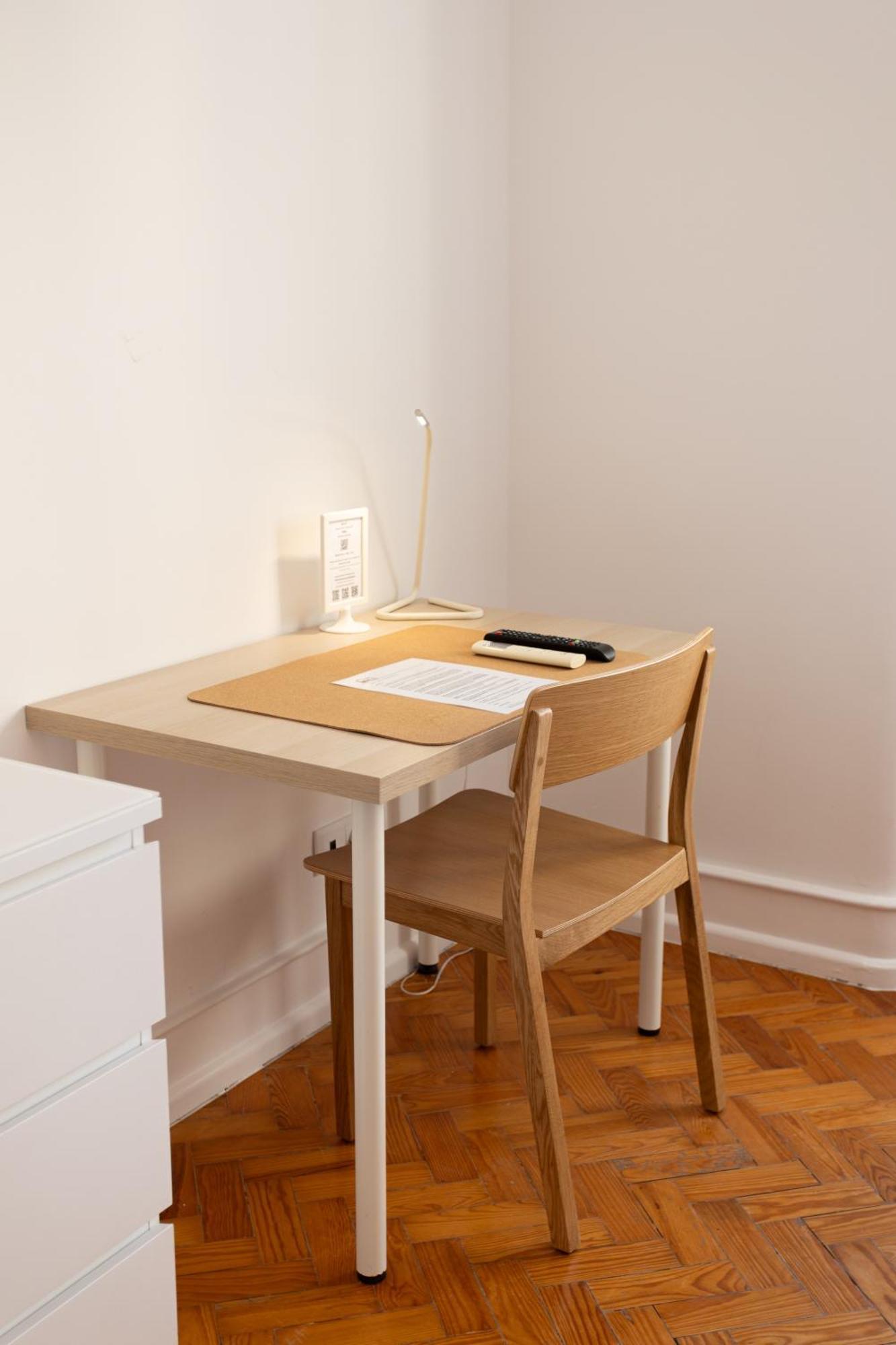 Apartament Out &